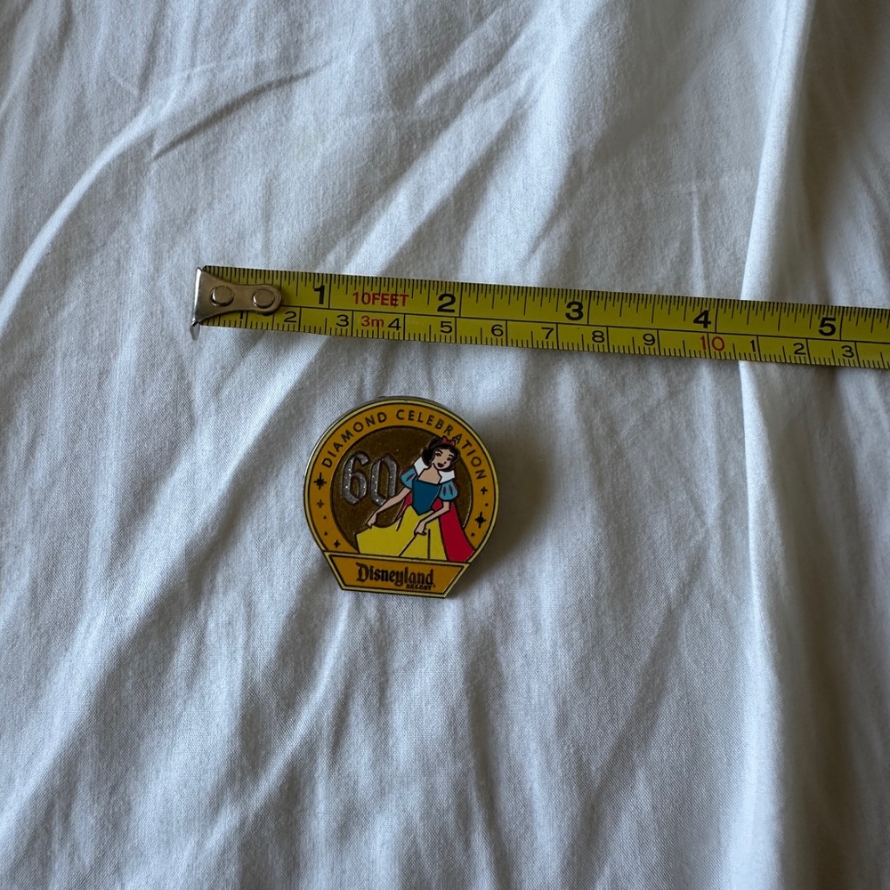 Disneyland Diamond Celebration pin- Snow White